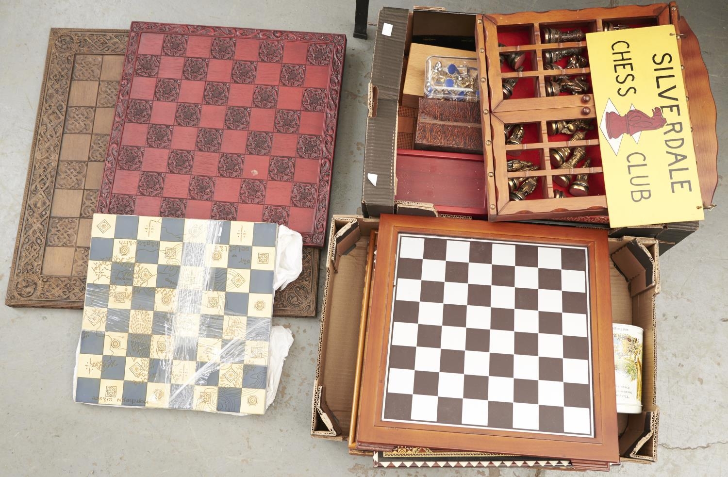 A quantity of Chess and Chessmen, including various reproduction sets and boards, etc