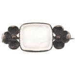 An Arts & Crafts silver and chalcedony brooch, 12g