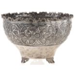 A silver rose bowl, early 20th c, embossed and repousse decorated with a broad band of flowerheads