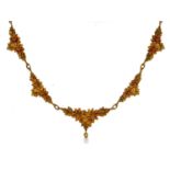 A gold necklace with seed pearl drop, 6.7g