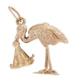 A gold stork charm, 3.3g