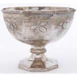 A George V octagonal silver rose bowl, chased with leaves, 15.5cm h, maker's mark rubbed, Birmingham