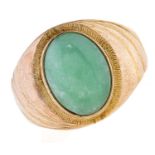 A jade cabochon ring, the gold band marked 14k, 8.5g, size W