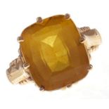 A Portuguese yellow sapphire ring, in gold, maker's mark, control mark for 18ct, 7.5g, size N Good