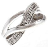 A diamond entwined ring, in 9ct white gold, 7.7g, size N Light wear srcatches