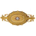 A Victorian diamond bar brooch, gypsy set, in gold, 38mm, unmarked, 4.9g Good condition