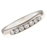 A seven stone diamond ring, in 18ct white gold, 2g, size L Good condition