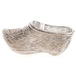 A Dutch silver clog novelty snuff box, 70mm l, bearing spurious 18th c marks, import marked,