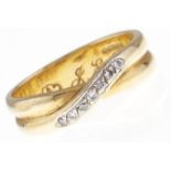 A diamond ring, in 18ct gold, 4.8g, size L Good condition, engraved initials inside