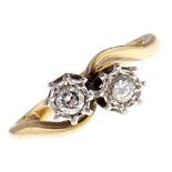 A diamond crossover ring, in gold marked 18ct, 2.6g, size G Good condition
