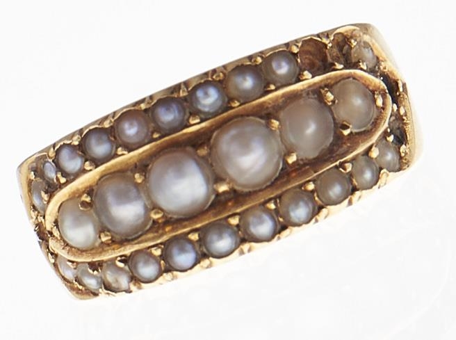 A Victorian split pearl ring, in 18ct gold, Chester 1881, 3.7g, size J Several pearls deficient