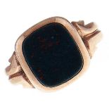 A bloodstone signet ring, in 9ct gold, marks rubbed, 3.6g, size J Hoop worn