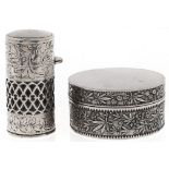 An Elizabeth II round silver box and cover,  the sides stamped with foliage, 16mm diam, maker DSM,