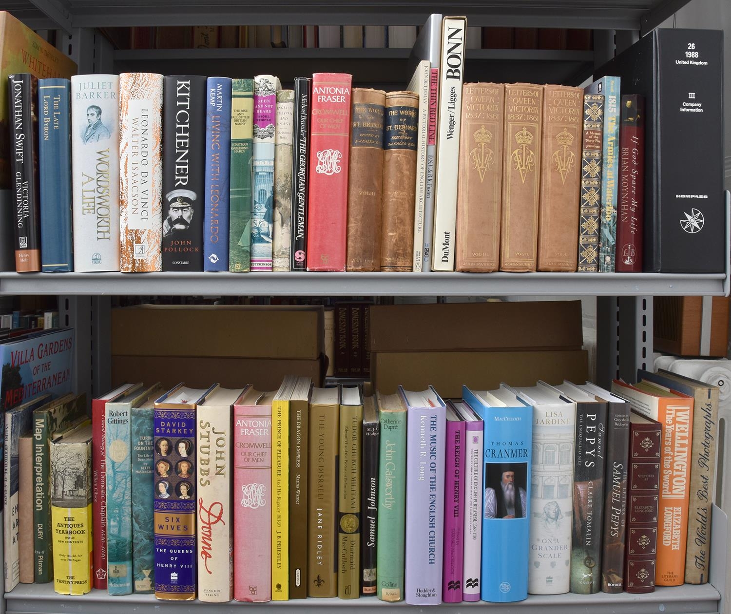 Books. Miscellaneous general shelf stock (5 shelves) - Image 2 of 3