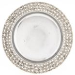 Stuart Devlin. An Elizabeth II parcel gilt silver dish, on ring foot, 11.5cm diam, maker's mark,