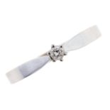 A diamond solitaire ring, in white gold, marked 750, 23.6g, size M Good condition