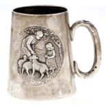 An Edwardian silver christening mug, Birmingham 1907, 2ozs 7dwts Light dents and polish wear