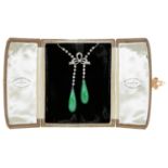 An Edwardian jade and diamond negligee necklet, in platinum, 48cm l, 11.6g, in a Johnson, Walker &