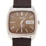 A Seiko stainless steel cushion shaped self-winding gentleman's wristwatch, KS Hi Beat, ref 5246-