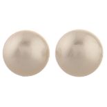 A pair of cultured pearl ear studs, mounted in gold, marked 750, 3.7g Good condition