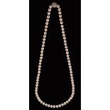 A cultured pearl necklace, with 9ct gold clasp, 89.6g Good condition
