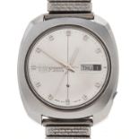 A Seiko stainless steel cushion shaped gentleman's wristwatch, 5, Ref 6119-7093, 35 x 36mm In