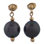 A pair of Tahitian pearl earrings, mounted in gold marked 750, 3.1g Good condition