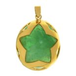 An oval pierced gold pendant, set with an emerald cabochon, 32mm, marked 18k, 14g Good condition