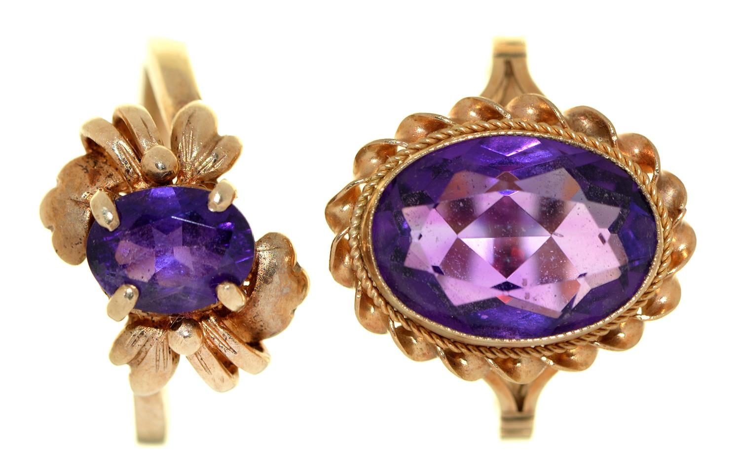 Two amethyst rings, in 9ct gold, Birmingham 1967 and 1973, 7.5g, sizes N and O Good condition