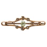 A green paste and split pearl bar brooch, early 20th c, in gold marked 9ct, 2.6g Light wear