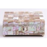 A Victorian mother of pearl trinket box, mid 19th c, 12cm l Good condition