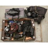 A quantity of vintage and later cameras, 35mm SLR, to include Pentax ME Super, Zenit TTL, Agfa