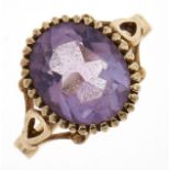 An amethyst ring, in 9ct gold, 4.8g, size M Good condition