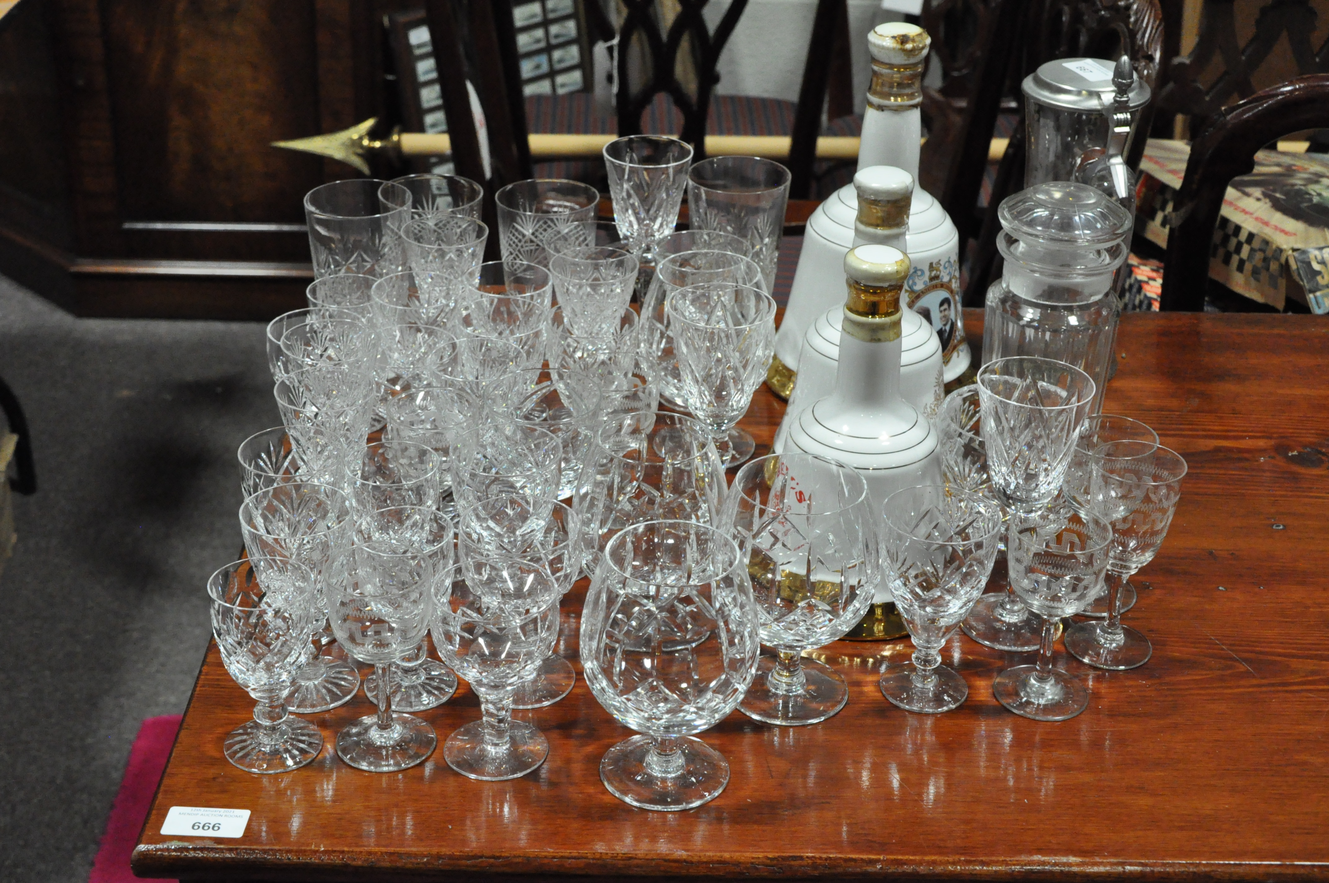 A collection of assorted cut glass, stein, brandy glasses and more. Tallest 23cm. - Image 3 of 5