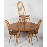Lucian Ercolani - Ercol - Windsor - A 20th Century retro vintage beech and elm round drop leaf