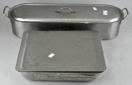 A fish kettle and a Cameran oven tray