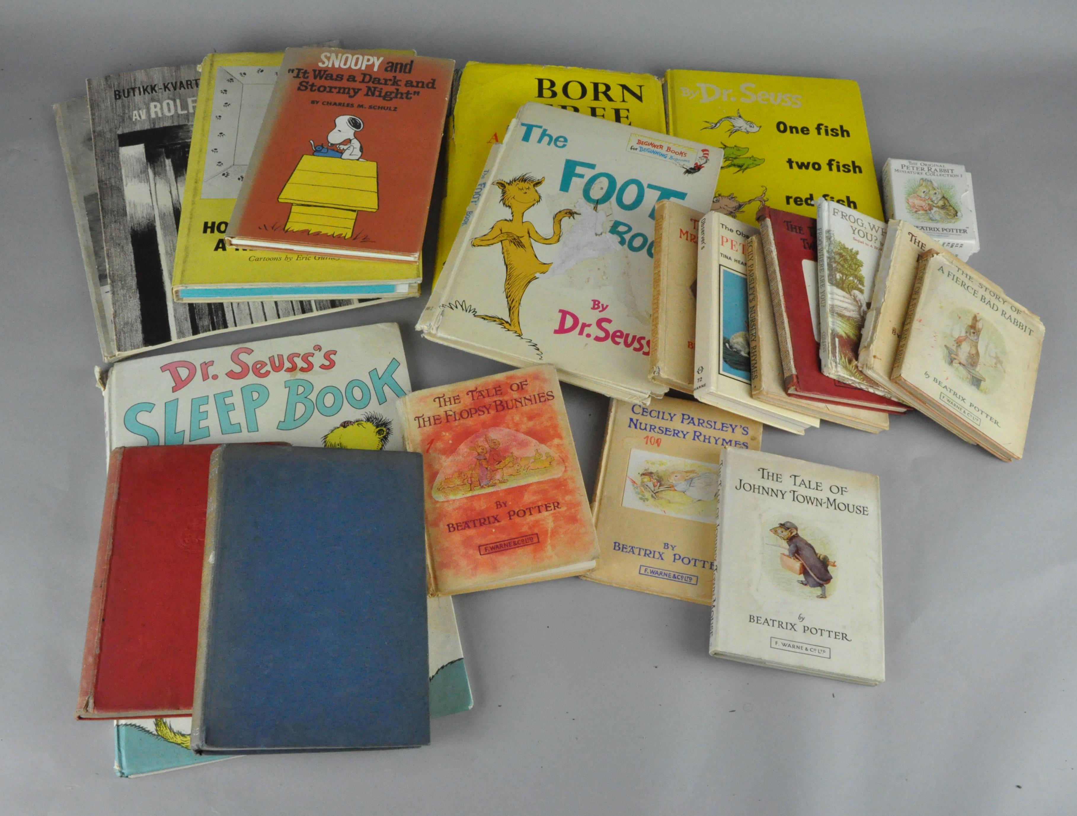 A quantity of assorted vintage books,