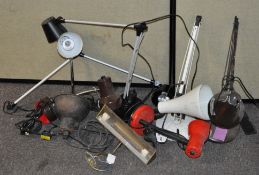 A group of table lamps, mainly desk lights,