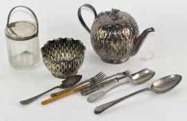 Assorted silver plate, including a Hukin and Heath glass jam pot,