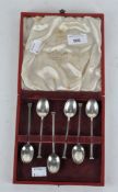 A set of six Arts and Crafts silver teaspoons, hallmarked Sheffield 1920,