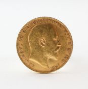 A loose full sovereign coin dated 1907.