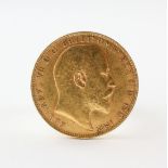 A loose full sovereign coin dated 1907.