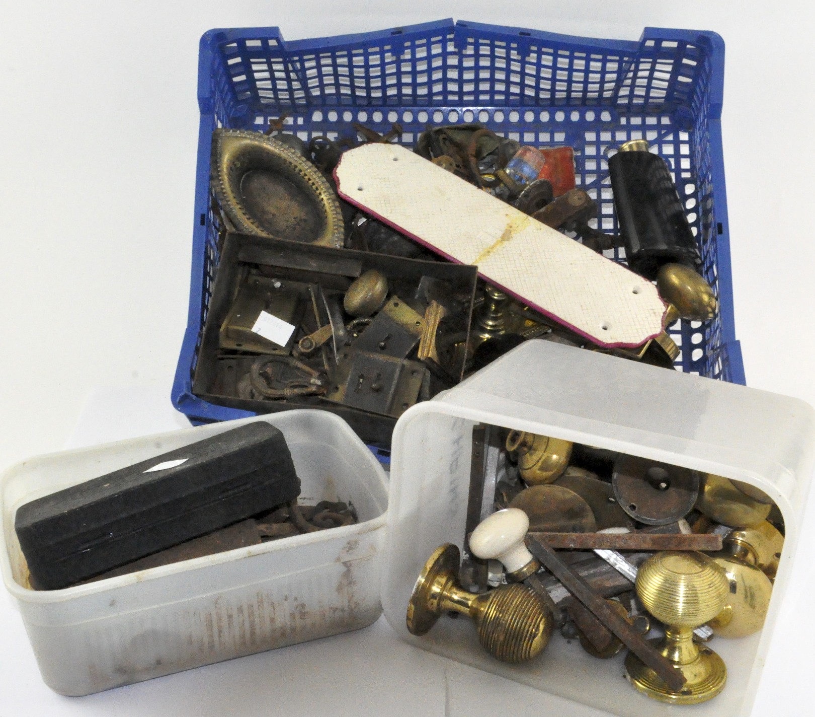 A large collection of vintage door knobs and related items,