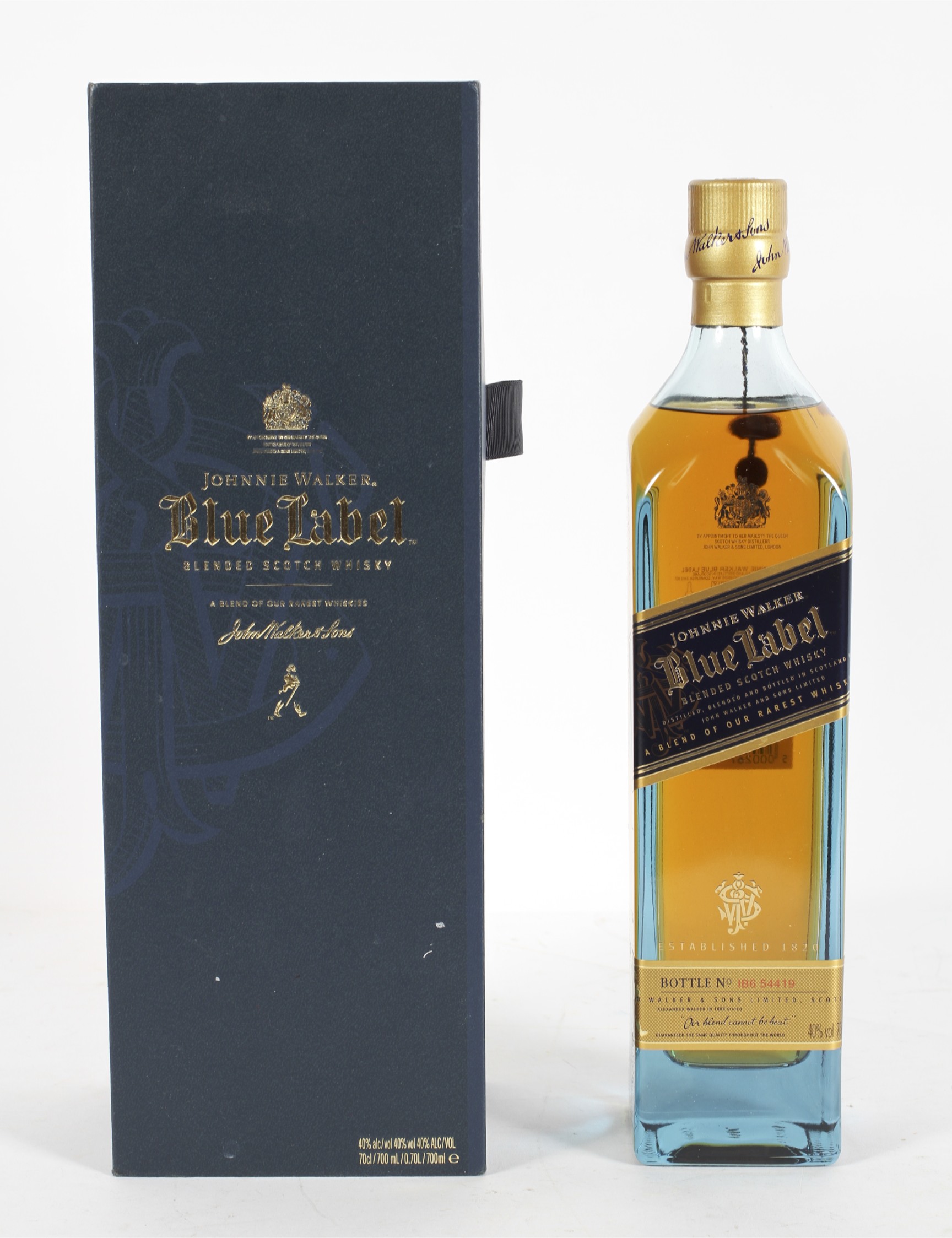 Whisky: Johnnie Walker, Blue Label blended Scotch Whisky, bottle number IB6 54419, 70cm, 40%,