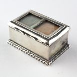 An Edwardian silver double stamp box of rectangular form with rope effect border,