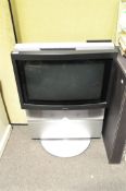 A B & O television Beovision Avant, with remote control,