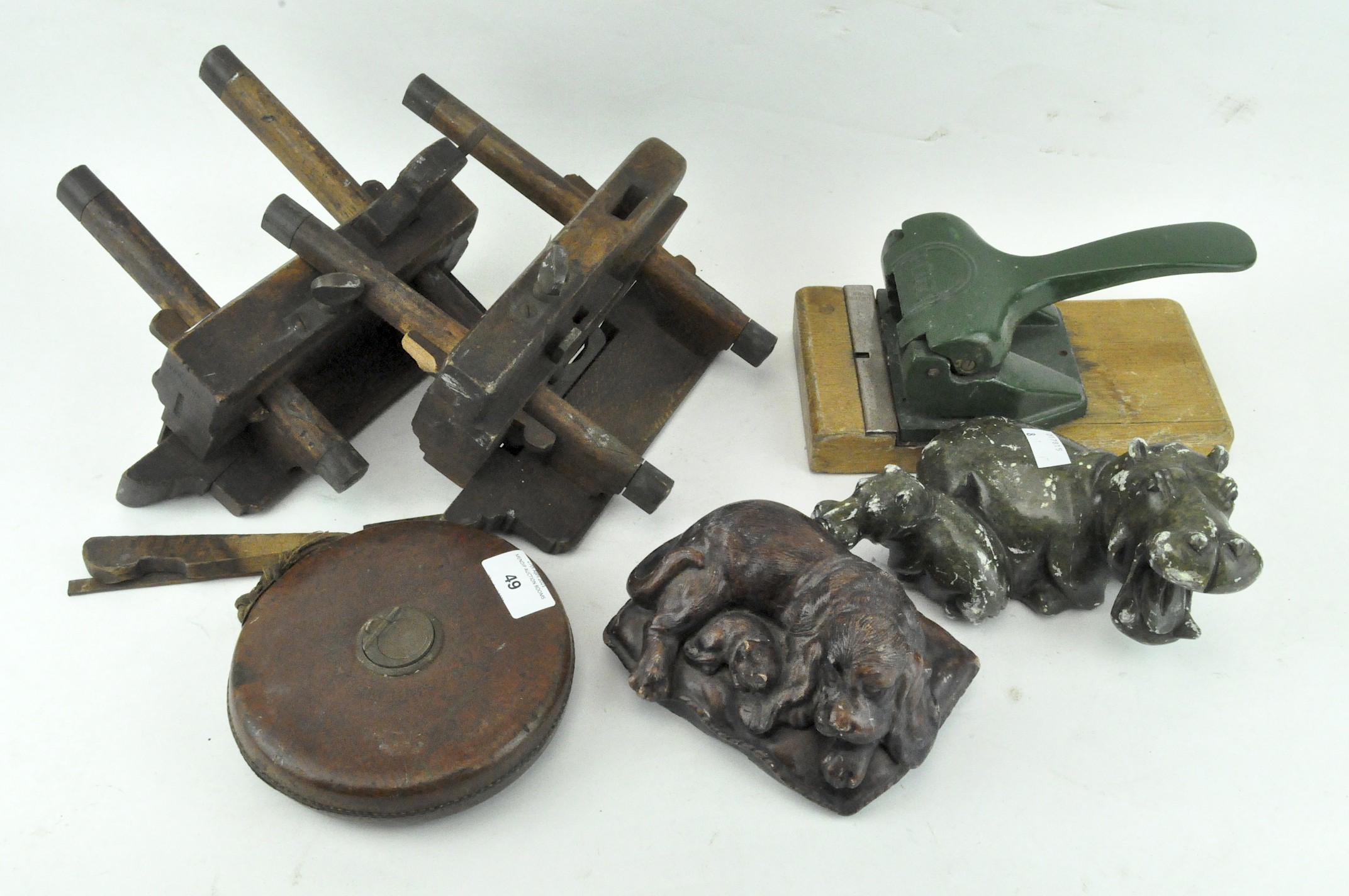 A mixed group of items, including box planes and a Chesterman 100ft tape measure in leather case,