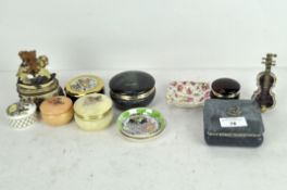 Assorted trinket pots and similar items,