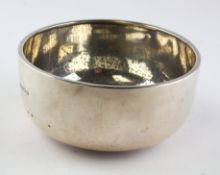 A George V silver bowl of plain circular form,