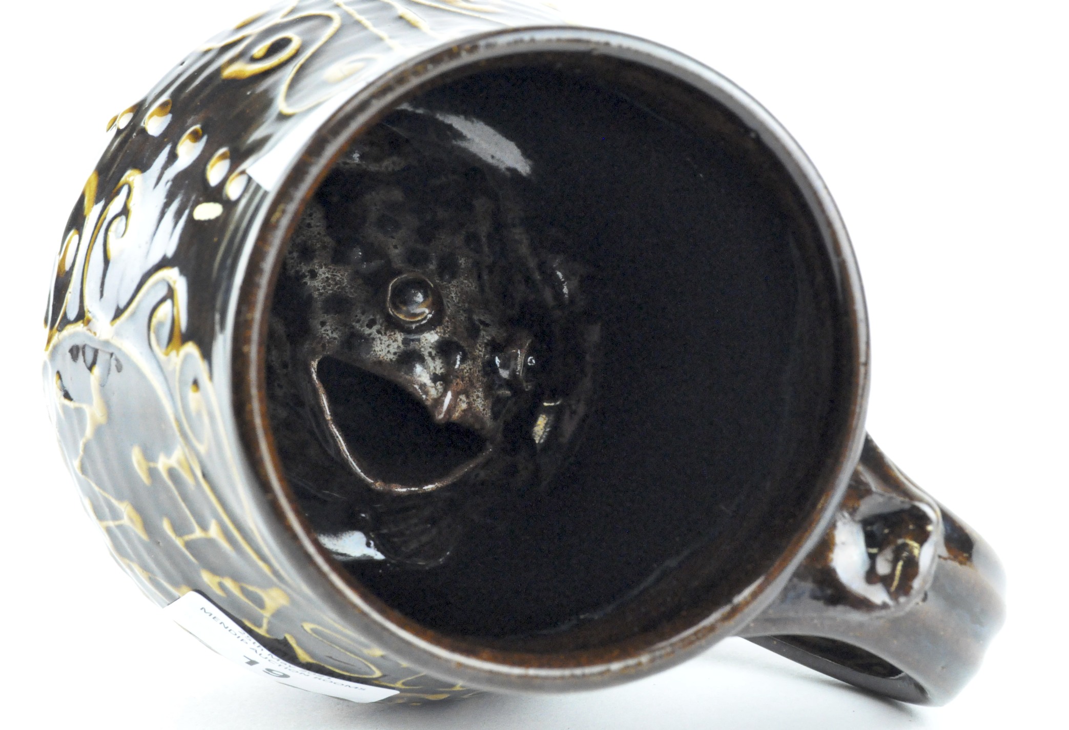 A modern slipware frog tankard, 'Haste makes Waste', - Image 2 of 4